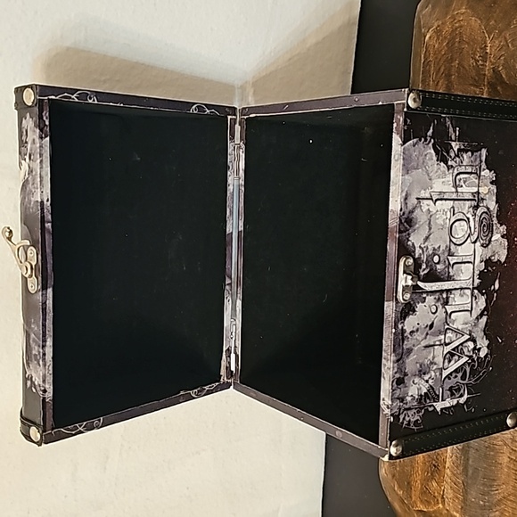 Mini Twilight Trunk - Picture 7 of 7